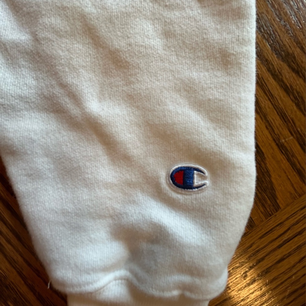Champion White Pullover Oversized Cropped Hoodie with Multicolor Logo Size M - Picture 6 of 10